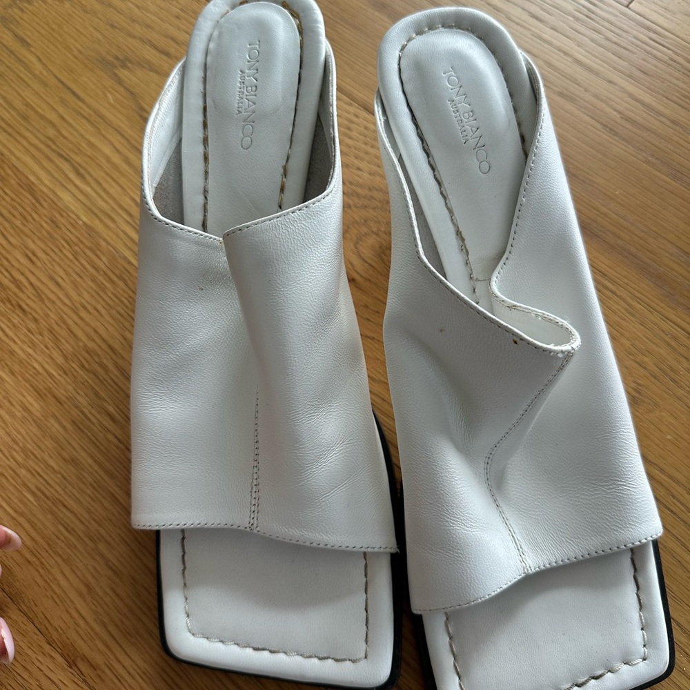 Tony Bianco White Leather Slide Sandals - Picture 2 of 7